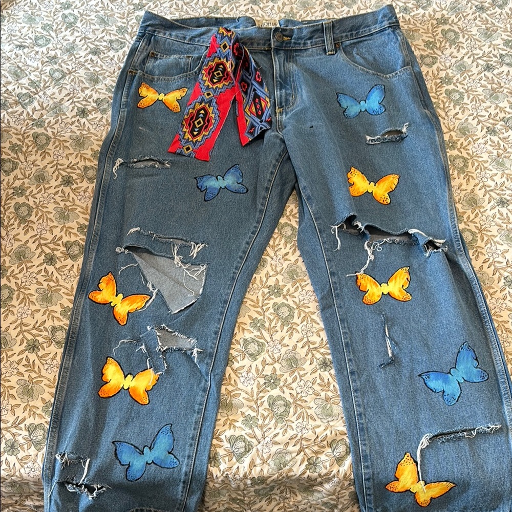Embroidered Butterfly Distressed Jeans